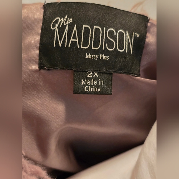 Mia Madison High-Low Plush Vest, Size 2X - Picture 3 of 3